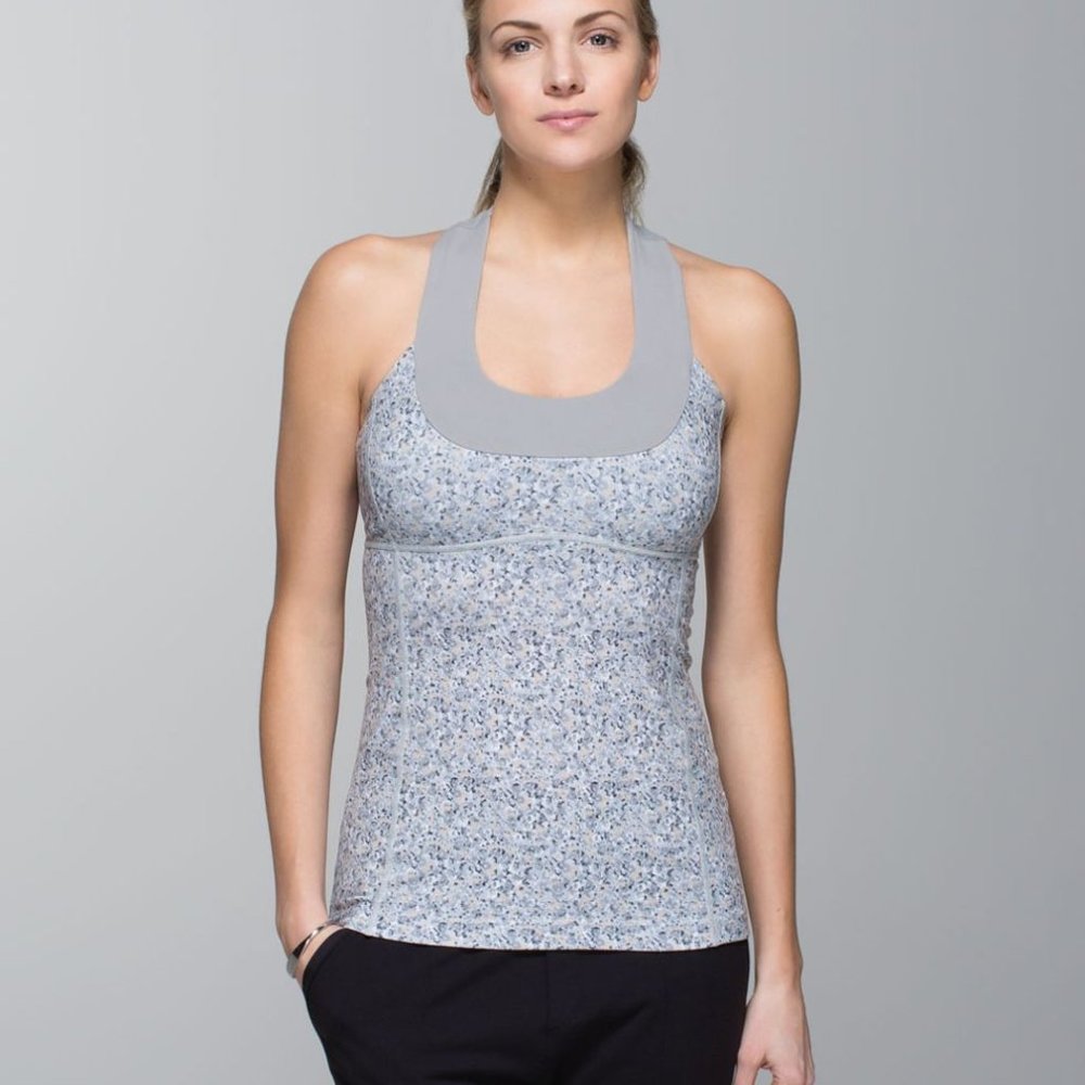 Lululemon Scoop Neck Tank Petite Fleur
